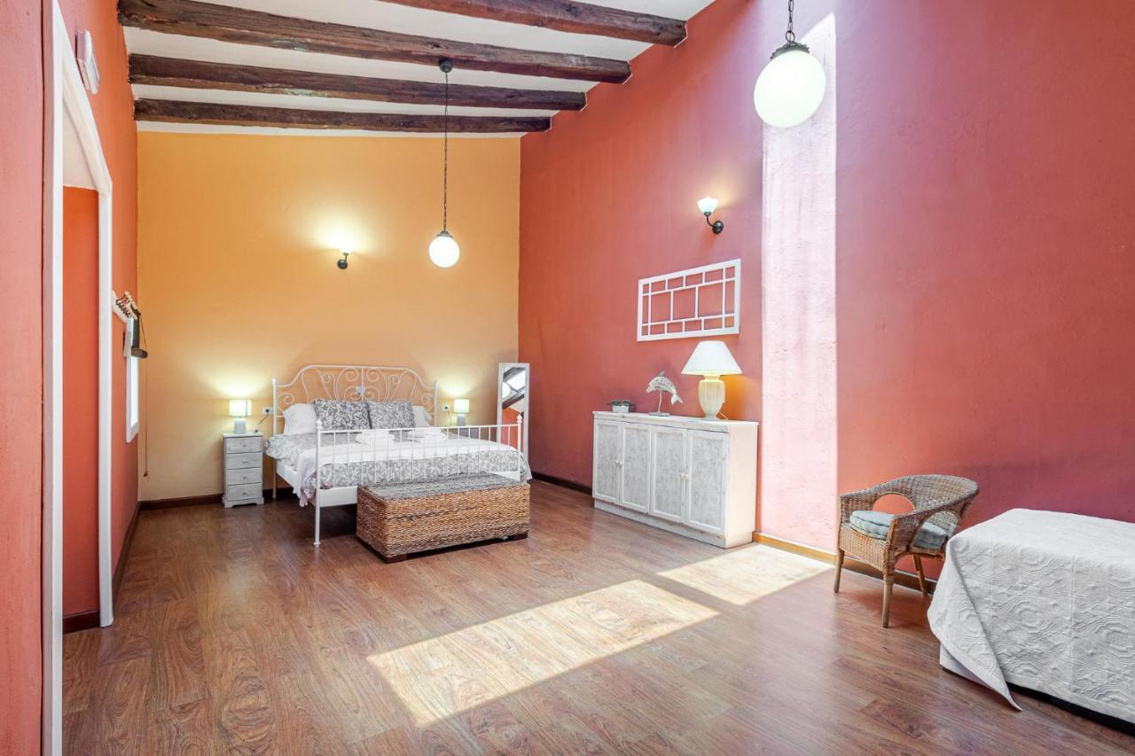 Casona Gildana: Historia, Patrimonio/E-Working Villa Arucas Luaran gambar