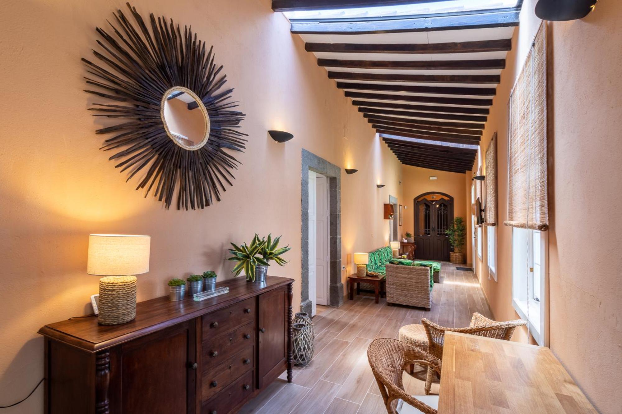Casona Gildana: Historia, Patrimonio/E-Working Villa Arucas Luaran gambar
